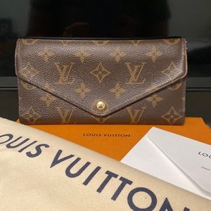LV Josephine nv wallet. (Discontinued)
